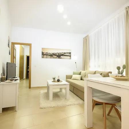 Deluxe San Julian With Parking Apartment *